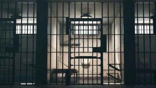 Greqi/ Pas ekzekutimit të Jani Aliajt një tjetër shqiptar plagoset me thikë në burg