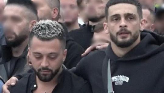 ‘Më ka shti në tokë’, Rogerti i përmendi vëllain e Gjestit, Dj Gimbo shpërthen në lot në dhomën e rrëfimit: E di zemra ime se çfarë ka heq