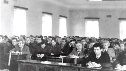 “Më 27 janar 1990, ministri Simon Stefani, hartoi një ‘Plan masash operativo – ushtarak, për goditjen…”/ Zbulohet dokumenti me emrat e 13 të arrestuarve, për demonstratën e heshtur në Tiranë