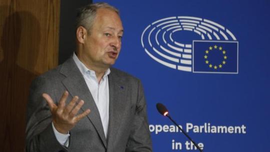 A do të përfshihet çështja ‘Balluku’ në raportin për PE? Schieder: Nuk  komentojmë çështje ligjore, i sigurt që Kuvendi do të marrë vendimin e duhur