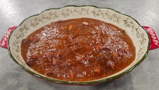 Hallvë xhelatinoze me bajame nga zonja Albana