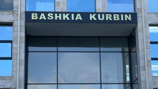 Kurbin/ Dështon mbledhja e Këshillit Bashkiak, shkak mos arritja e kurumit! Opozita akuzon këshilltarët e PS për mos pjesëmarrje