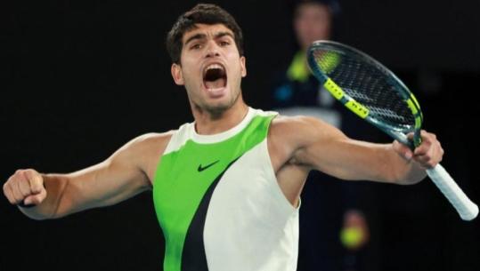 Tenis/ Lot gëzimi në Melbourne, Carlos Alcaraz përmbys Novak Djokovicin në finale dhe fiton për herë të parë trofeun e Australian Open
