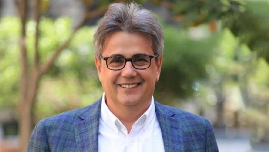 Humoristi nga Shkodra u përplas nga makina, kryebashkiaku: Nexhoja i tavolinave ka nevojë për lutjet tona