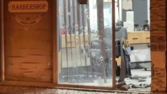 Atentati në Lezhë, shënjestër dyshohet nipi i Nikulajve! Mbeti i plagosur bashkë me pronarin e berberhanes ku ndodhi sulmi, 3 atentatorët shkuan me 'Audi' (VIDEO)