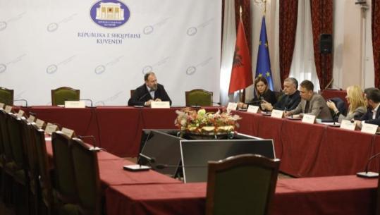 PD braktis sërish mbledhjen për ‘Territorialen’, PS zhbën nesër formulën e barazisë! Mazniku: Kanë kaluar 2 muaj pa asnjë produkt