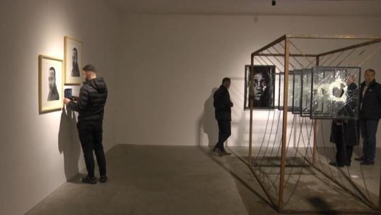  “Ec/Don’t stop”, ekspozita e parë e Aron Nokës e Kevin Jakut