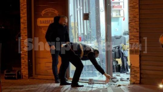 Jo atentat për gjakmarrje! Në berberhane përplasje me armë. Nikulaj dhe polici qëlluan të parët, Ndokët breshëri në zmbrapsje