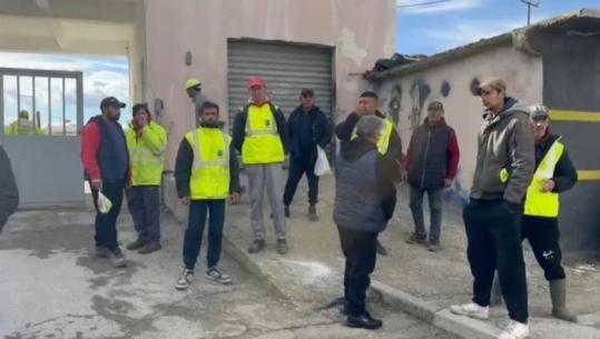 Vlorë/ Punonjësit e sektorit të pastrimit protestojnë për kushte më të mira punë dhe mungesën e antidotës