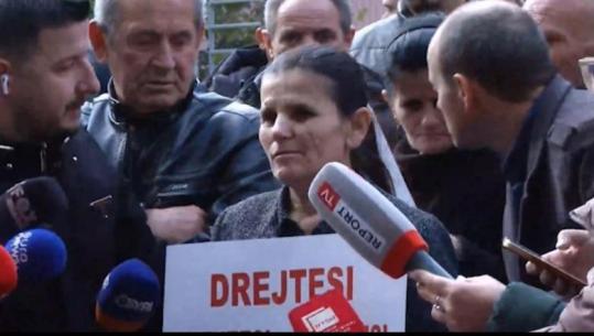 Banorja mes lotësh protestë para SPAK kundër resortit të Ulajt: Duam drejtësi, jemi në vendin tonë