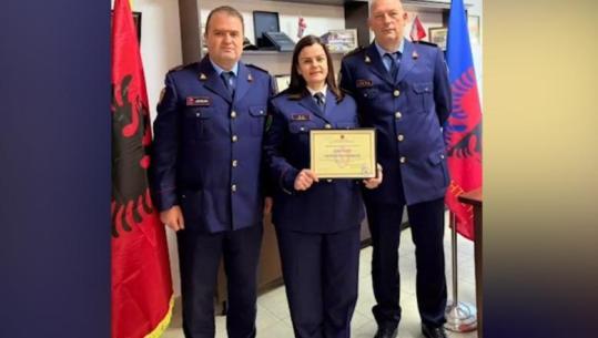 Pjesë e Policisë së Shtetit që prej 2005, komisarja Enkela Deraj vlerësohet nga Ilir Proda me Certifikatën e Karrierës