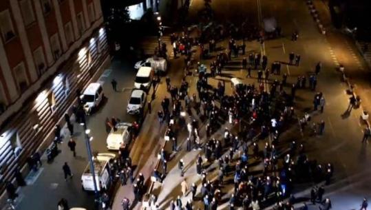 'Pse nuk shkojnë opozitarët në protestat e Sali Berishës?'