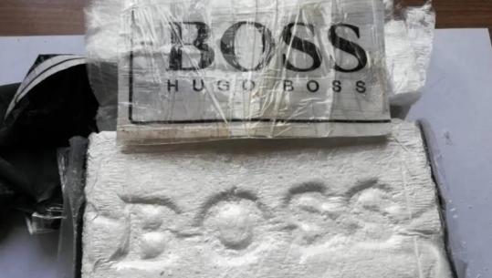 100 kg kokainë nga Amerika e Jugut drejt Italisë, goditet rrjeti i drogës i drejtuar nga shqiptarët! Në pranga një tunizian, lënda narkotike gjendet e mbështjellë me “Hugo Boss”