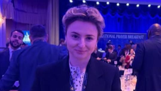 Deputetja e PL-së në ceremoninë e Lutjeve të Mëngjesit, Xhixho: Moment reflektimi dhe frymëzimi të thellë!