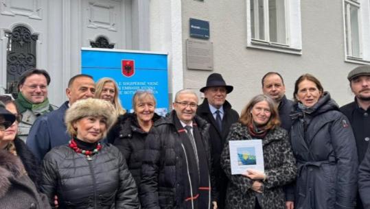 Pllakë përkujtimore në Graz të Austrisë në nder të poetit Lasgush Poradeci, Ambasadori Velaj: Mirënjohës që i hapët dyert shqiptarëve!