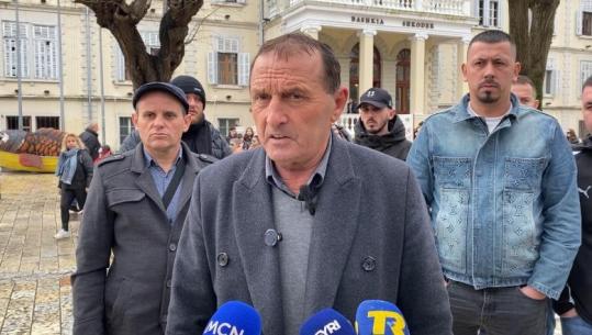 Protestat kundër resortit të Ulajt, banorët e Rrjollit takohen me Benet Becin: Na tha që s'ka kompetenca, do i drejtohemi ambasadës së SHBA