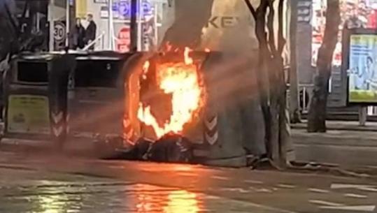 Protesta e PD-së, militantët e Berishës i vënë flakën koshit të mbeturinave
