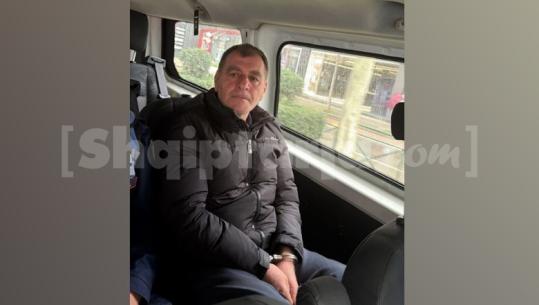 Grabiti me armë bankën në Tiranë, 61-vjeçari mori 800 mijë lekë nga arka! U kap ‘mat’ teksa largohej