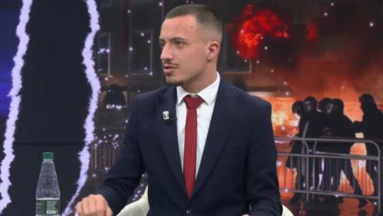 Molotovët në protestën e Berishës, anëtari i FRPD: Nuk ranë nga qielli, grupi i zjarrit organizon rrëmujën! E dënueshme keqpërdorimi i të miturve