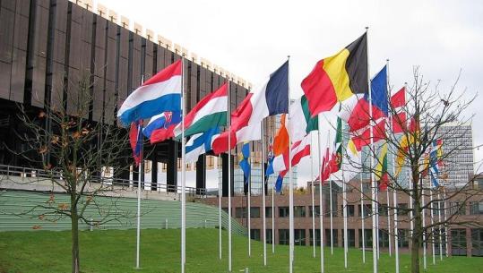 Nga Seuli në Tiranë, kur prokurorët kthehen në aktorë politikë: Paraburgimi dhe erozioni i zgjedhjes elektorale