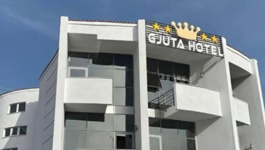 Misteri i plagosjes së të dashurës 18-vjeçare me armën e tij, arrestohet nipi i Vladimir Gjutës