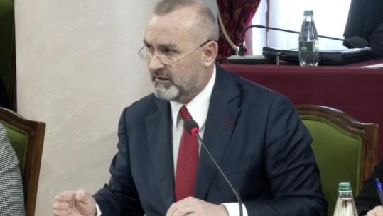 Ulsi Manja prezanton nismën ligjore që frenon pezullimin e ministrave: Nuk synojmë kufizimin e juridiksionit penal dhe as të krijojmë paprekshmëri individuale