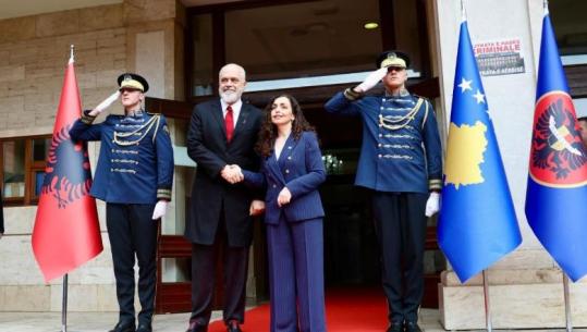 Në prag të 18-vjetorit të Pavarësisë, Rama vizitë sot në Kosovë! Takohet me Osmanin, më pas takim edhe me Kurtin