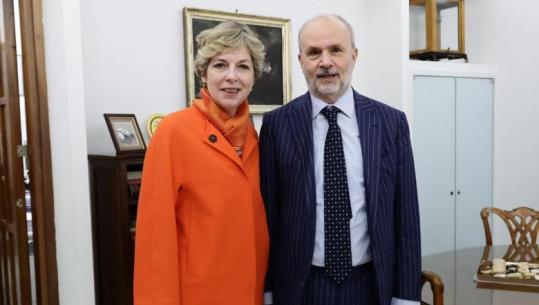 Marrëveshja Shqipëri-Itali për shëndetin publik, ministrja Sala: Forcojmë kapacitetet laboratorike dhe epidemiologjike