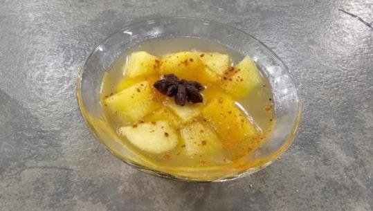 Paluze me mollë nga zonja Albana