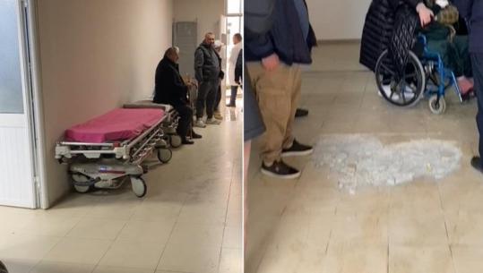 VËZHGIM i Report Tv/ Spitali i Lushnjës në kushte të vështira: Urgjenca transferohet te materniteti, shtretërit në korridore! 'Shëndetësia': Presim lejen e ndërtimit