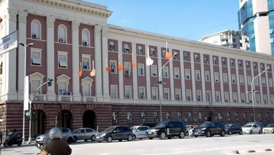 Bordi i Paqes/ Eurodeputeti gjerman debat me Ballën: Pse merrni pjesë, BE nuk e ka bërë? Deputeti i PS: Me SHBA, raport të veçantë