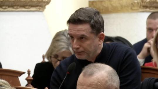 Braçe ngre tonet në Kuvend: Shkolla ‘Edith Durham’ ka mbaruar që në tetor, s’është hapur ende! Prindërit e nxënësit janë në kaos