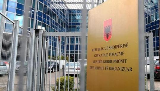 Plumbi i Artë/ Debate me tone të larta në seancën gjyqësore, Petrit Qoli e Asllan Plaku akuza ndaj Prokurorisë: Po na mbani në burg ju, jo Nuredin Dumani