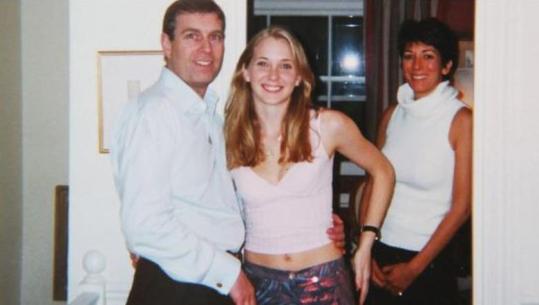 Arrestimi i ish-princit Andrew, familja e një prej viktimave të Epstein: Zemrat tona u ngushëlluan