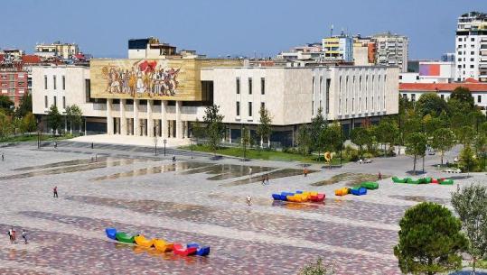 Alban Daci: Shqipëria e pasqyrës së thyer, 35 Vite mes arrogancës dhe pamoralësisë