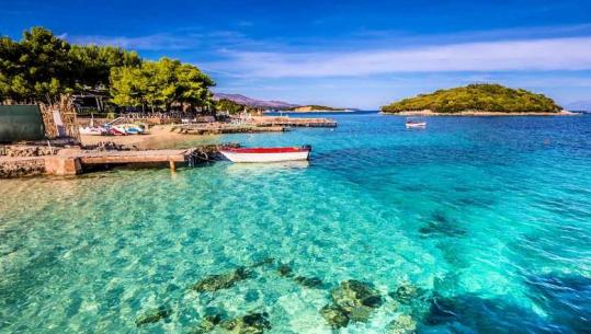 Revista britanike artikull për Shqipërinë: Vizitoni perlën e Ballkanit, destinacioni me kosto të ulët, bregdet magjepsës dhe Alpe mahnitëse