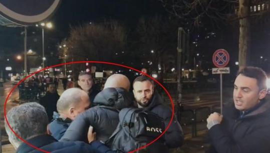 ‘Ku e ke armën’, Report Tv zbardh dëshminë e qytetarit që u dhunua nga deputetët e PD: Xhelal Mziu më goditi me grushte, Noka më ushtroi kontroll