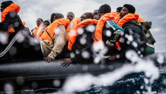 Organizata Ndërkombëtare për Migracionin bën bilancin: 606 emigrantë të vdekur ose të zhdukur gjatë kalimit me varkë në Mesdhe