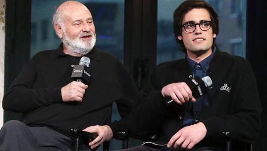 Vrau prindërit me thikë, djali i regjisorit Rob Reiner pretendon pafajësinë në gjykatë 