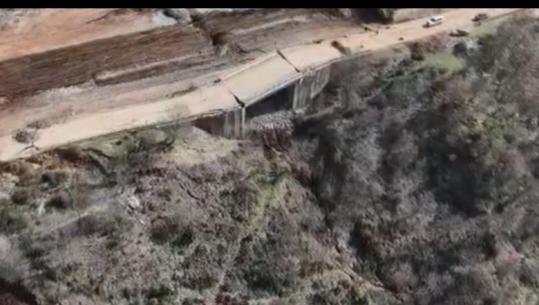 Juglindja 4 ditë në izolim, s’ndalet rrëshqitja në Librazhd-Prrenjas! Pritet relacion nga Shërbimi Gjeologjik që të nisë puna