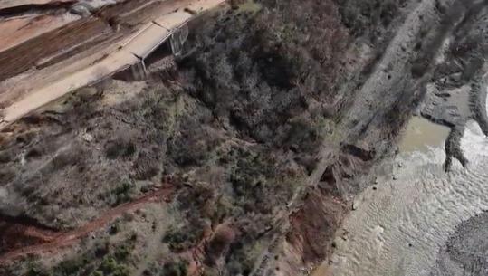 Rama postoi video të një aksi të shkatërruar në Portugali, reagon Bardhi: Atje kishte ciklon, në Shqipëri rrugët po i shemb korrupsioni