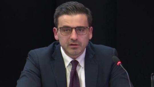 Shembja e rrugës në Librazhd-Prrenjas 'paralizon' tregtinë, drejtori i doganave: Lëvizjet e kamioneve përmes pikave të Bllatës dhe Kakavijës