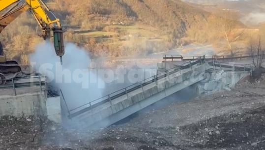 Bllokimi i qarkullimit drejt juglindjes, nis demontimi i urës te ‘Arrat e Gurrës’, do të ndërtohet rrugë provizore 1.3 km buzë Shkumbinit