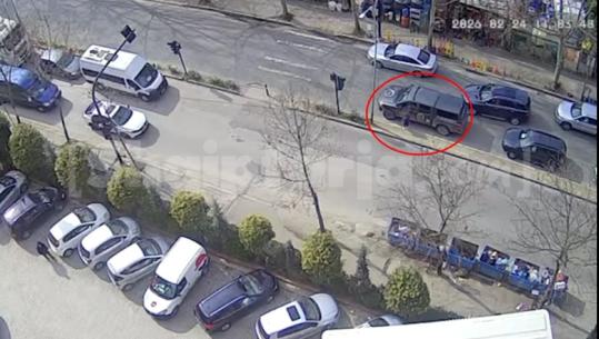 Aksidenti me vdekje i 7-vjeçarit në Tiranë! I mituri kishte dalë për të lypur, përplasja nga makina e dytë rezultoi fatale (DINAMIKA)