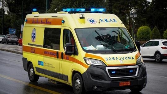 Greqi/ U godit me thikë gjatë një sherri, ndërron jetë 17-vjeçari shqiptar