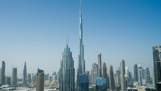 Sulmet amerikano-izraelite/ Emiratet e Bashkuara Arabe evakuuojnë 'Burj Khalifën'