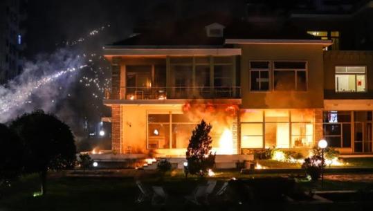 Protesta e PD/ Breshëri molotovësh drejt vilës së Enver Hoxhës, u rrezikohet jeta 7 artistëve të huaj dhe stafit! Militantët marshim te Kryeministria, Policia e Shtetit dhe e Tiranës