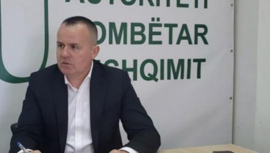 Dëmtoi pajisjet e zyrave dhe kërcënoi punonjësit, Gjykata e Durrësit lë në burg ish-drejtorin e AKU! Burime: Kishte kohë që kishte shfaqur çrregullime