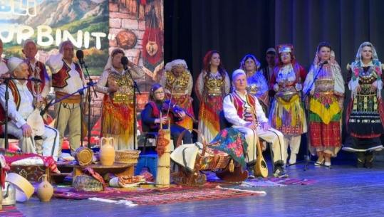 Artistët e Ansamblit ‘Gurra e Kurbinit’ koncert në Lezhë: Qëllimi ynë ishte të përcillnim vlerat e folklorit shqiptar