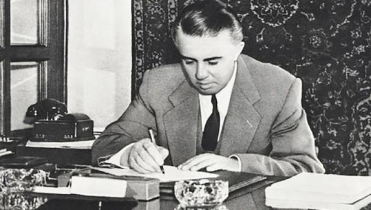 ‘Amerikanët po dërgojnë armatime për Izraelin, armë po çojnë edhe sovjetikët për arabët’, ditari politik i Enver Hoxhës, për konfliktin në Lindjen e Mesme në ‘73